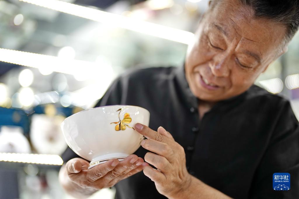 澳门手机版下载